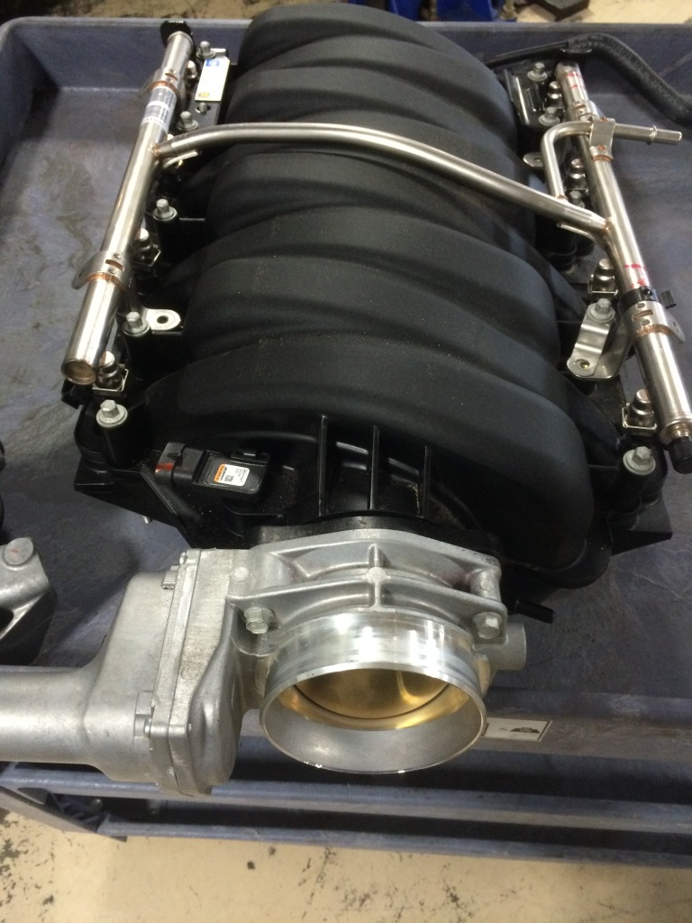 Z/28 stock intake and throttle body